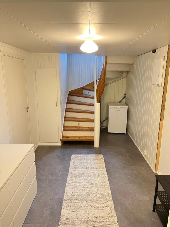 Hus Sentralt I Lofoten Apartment เลคเนส ภายนอก รูปภาพ