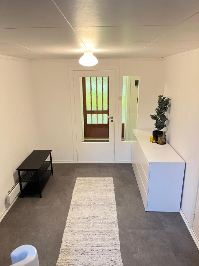 Hus Sentralt I Lofoten Apartment เลคเนส ภายนอก รูปภาพ